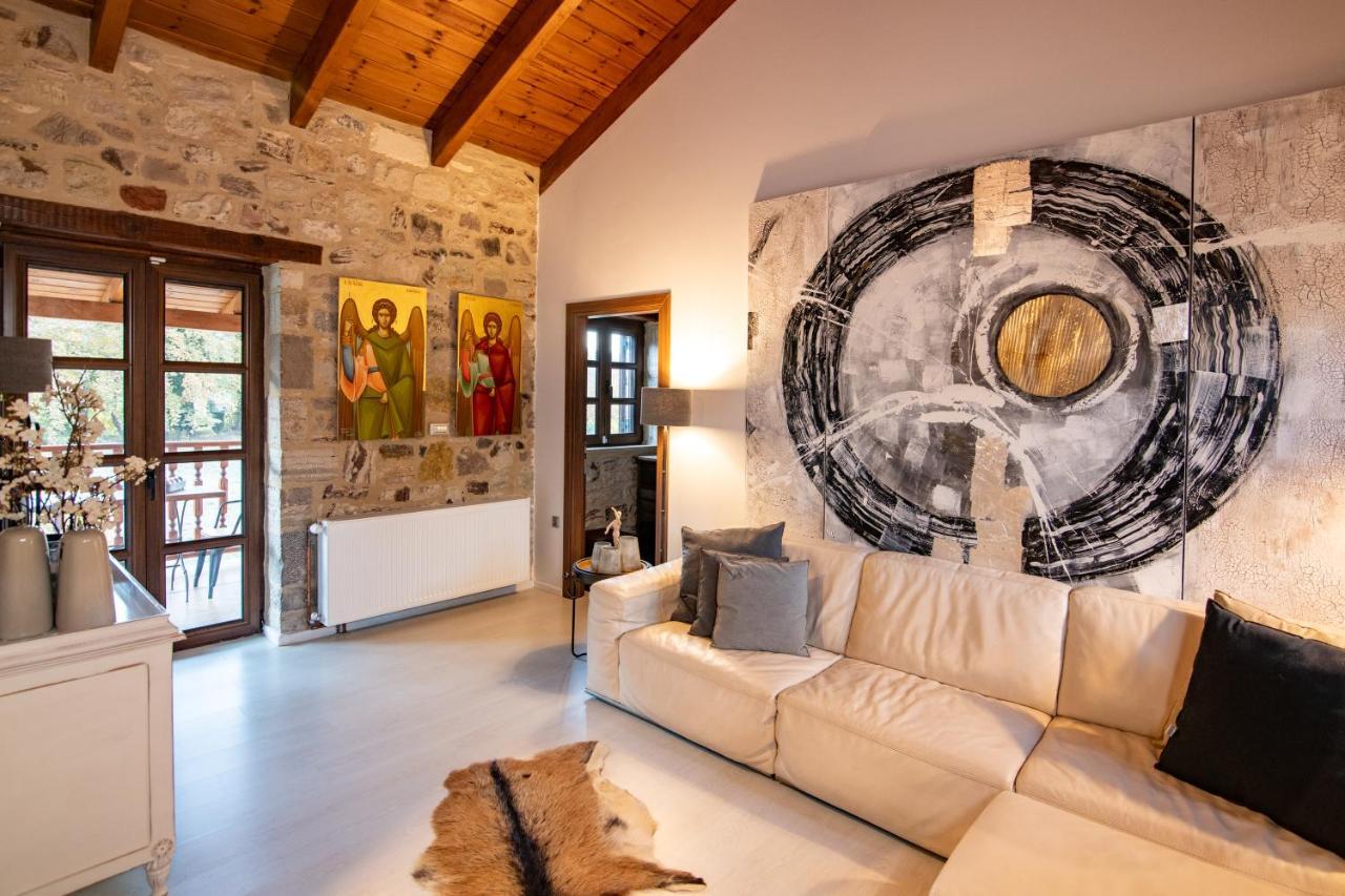 Mylos Villa *