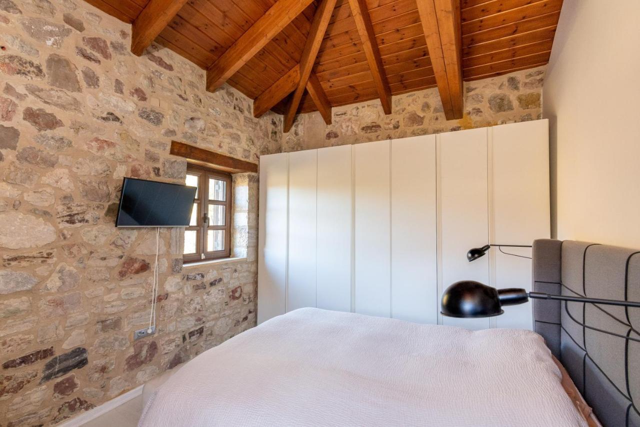Mylos Villa