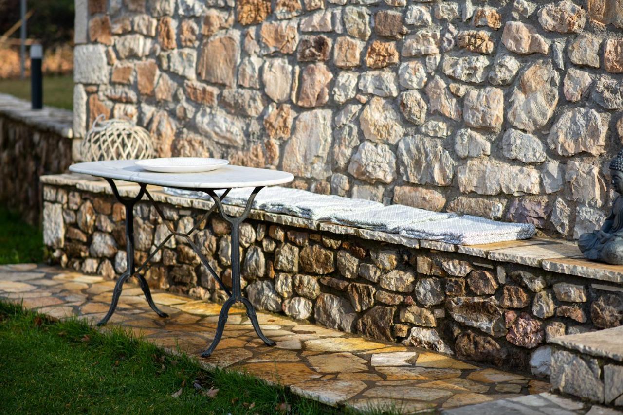 Mylos Villa *
